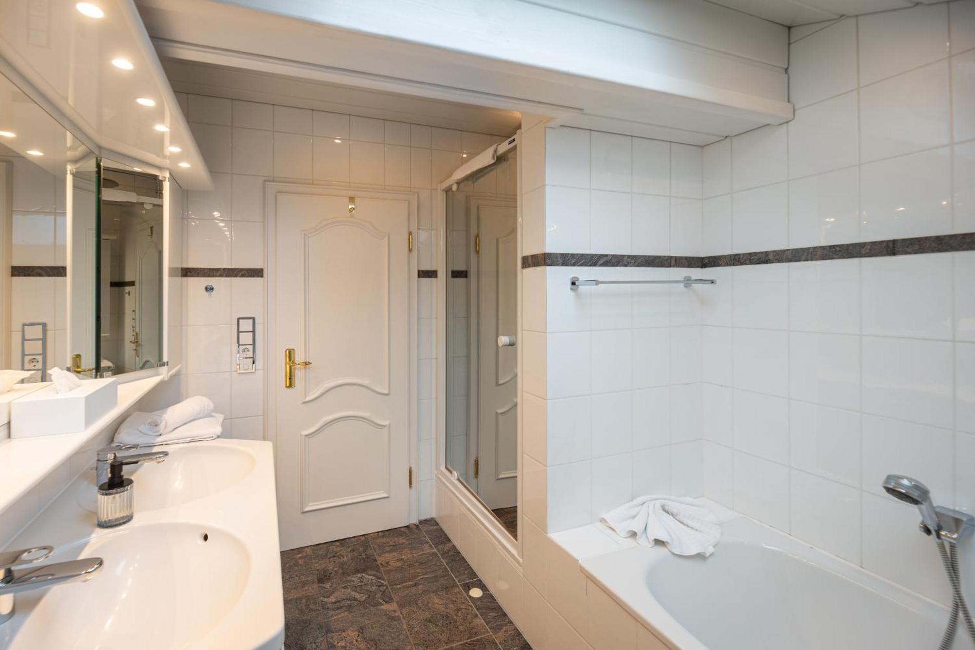 Ferienwohnung Chiemgauzeit - Chiemgaukarte Inzell Extérieur photo